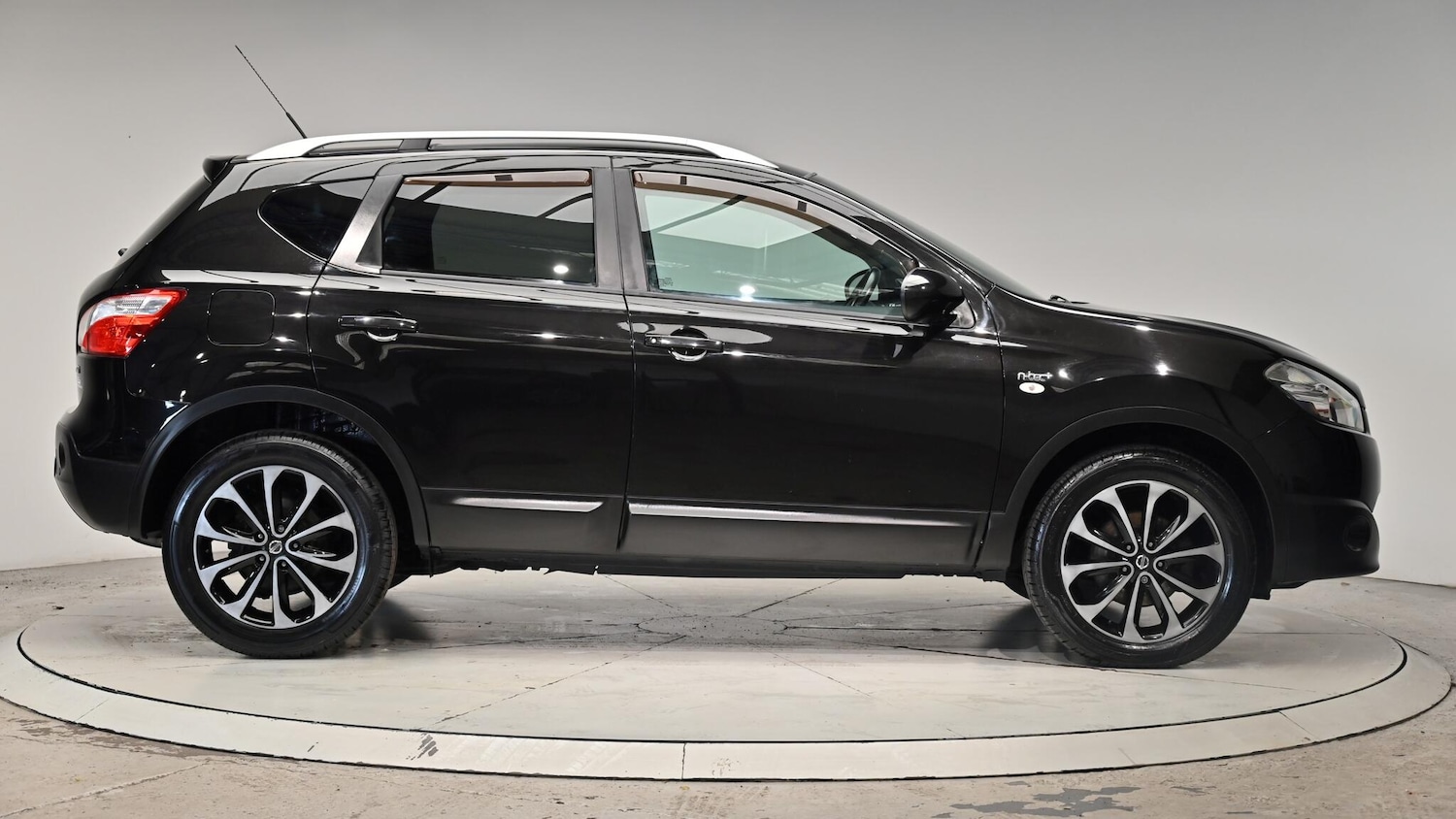 Used Nissan Qashqai 2012 for sale - 76370461: Photo 38