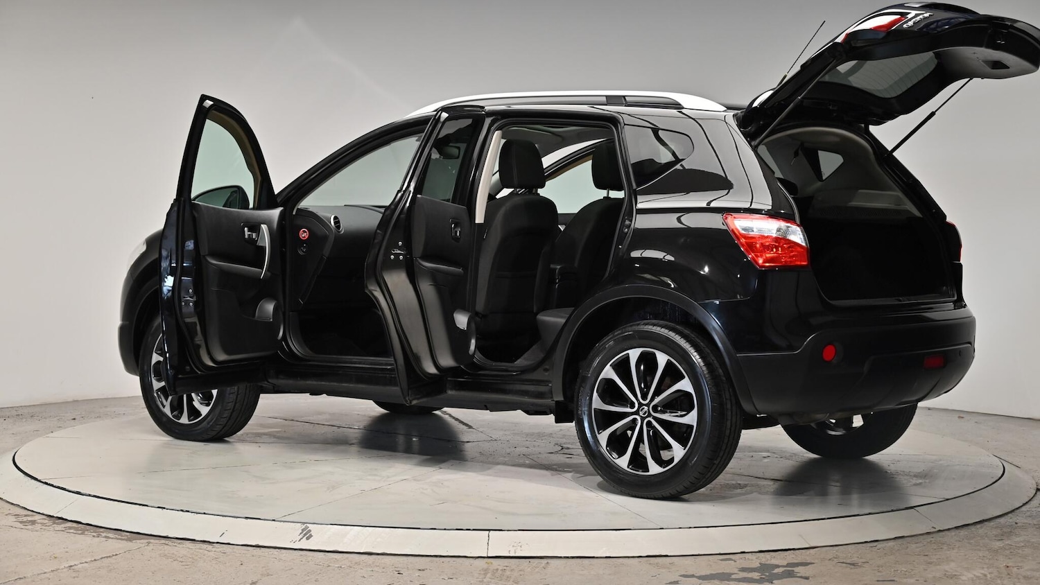 Used Nissan Qashqai 2012 for sale - 76370461: Photo 60