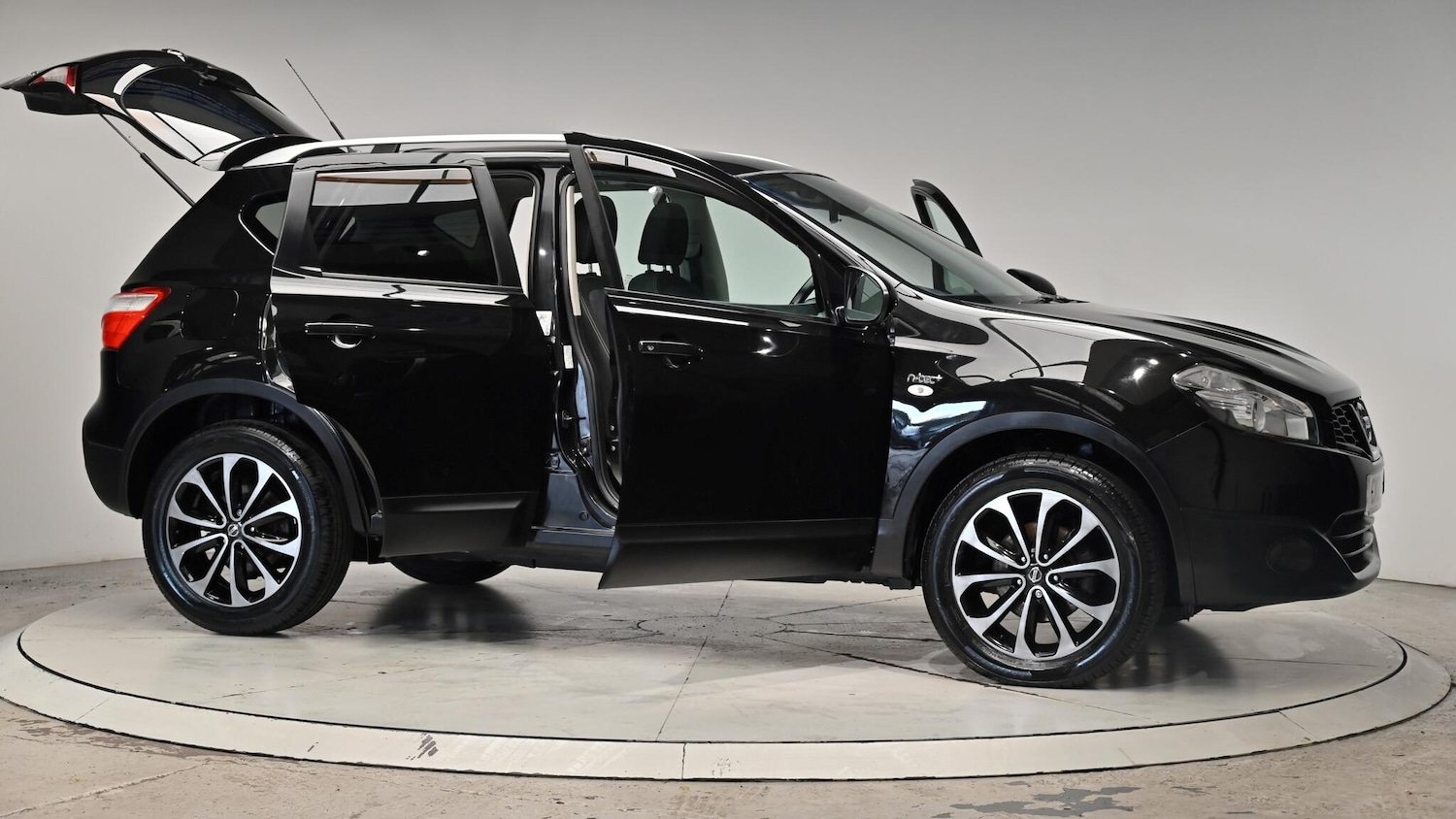 Used Nissan Qashqai 2012 for sale - 76370461: Photo 76
