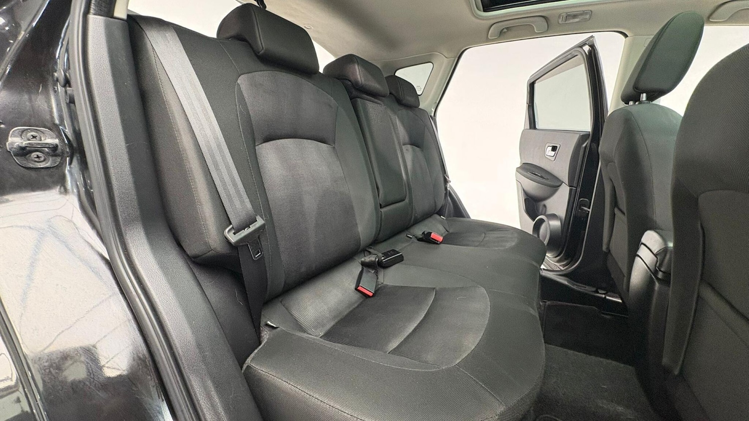 Used Nissan Qashqai 2012 for sale - 76370461: Photo 85