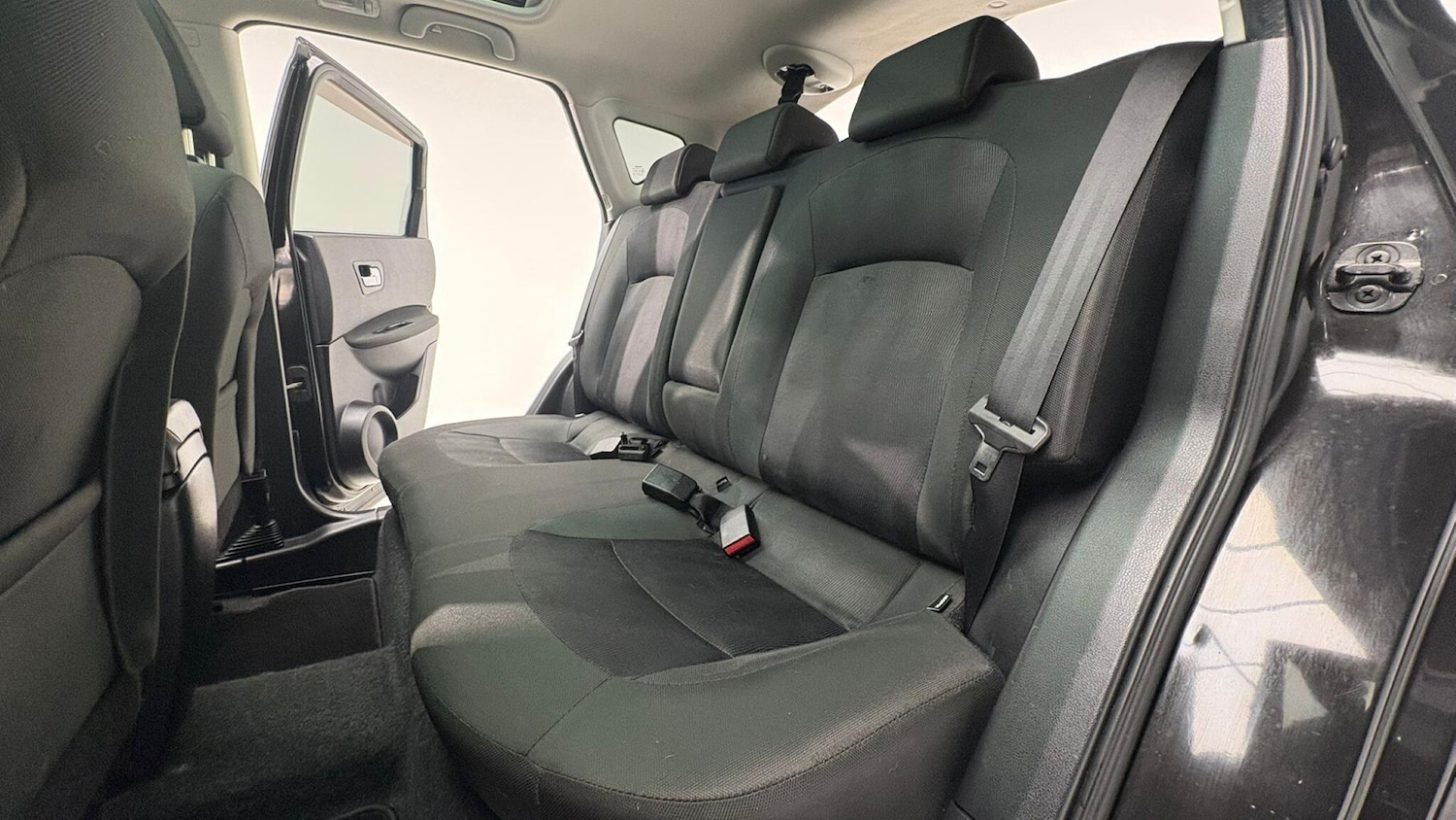 Used Nissan Qashqai 2012 for sale - 76370461: Photo 86