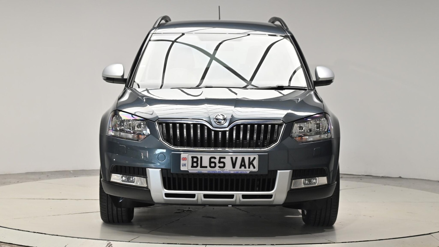 Used Skoda Yeti 2015 for sale - 76337640: Photo 2