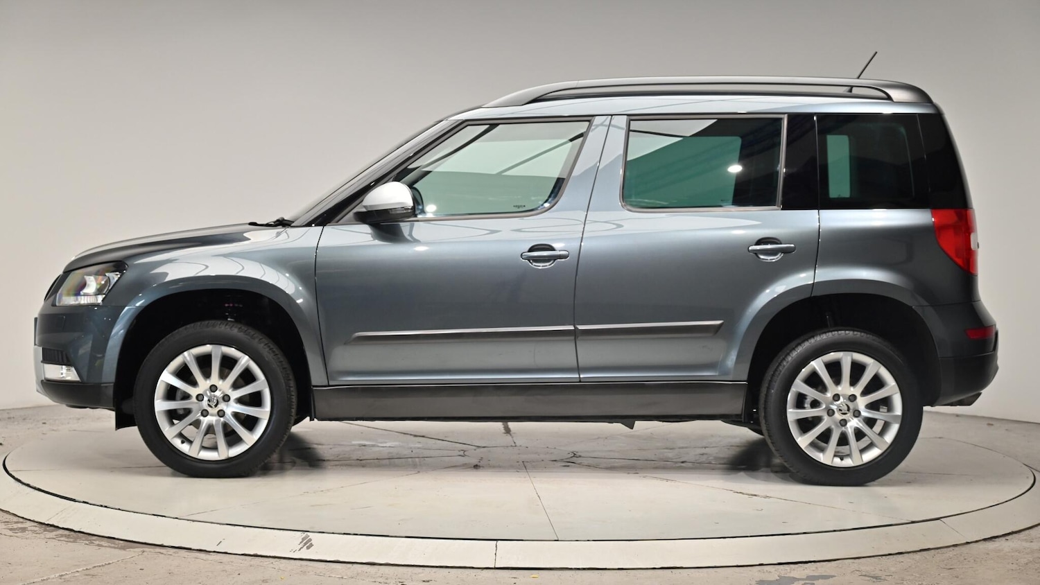 Used Skoda Yeti 2015 for sale - 76337640: Photo 3