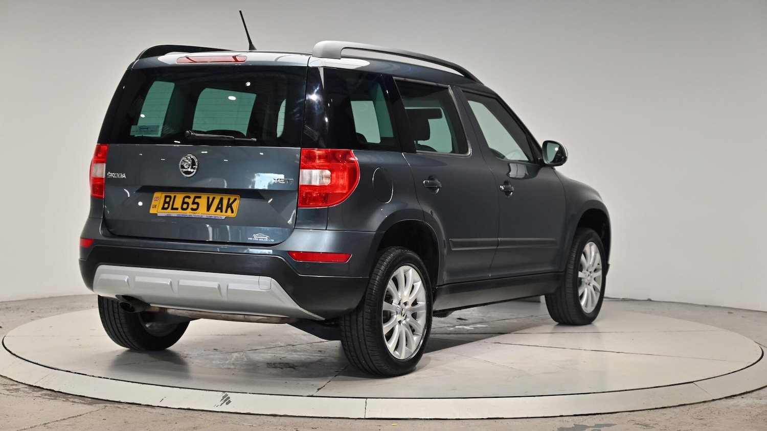 Used Skoda Yeti 2015 for sale - 76337640: Photo 32