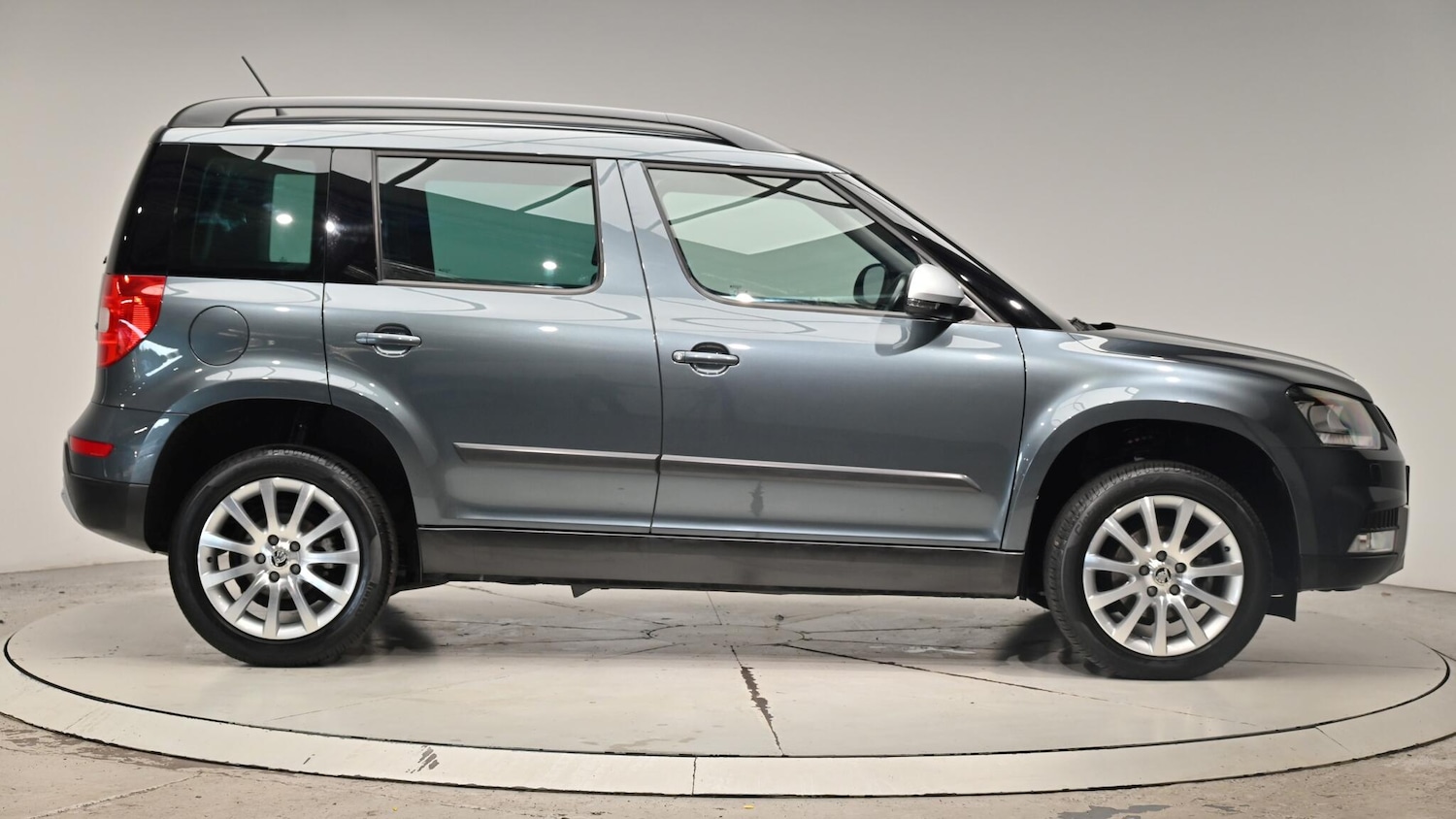 Used Skoda Yeti 2015 for sale - 76337640: Photo 38