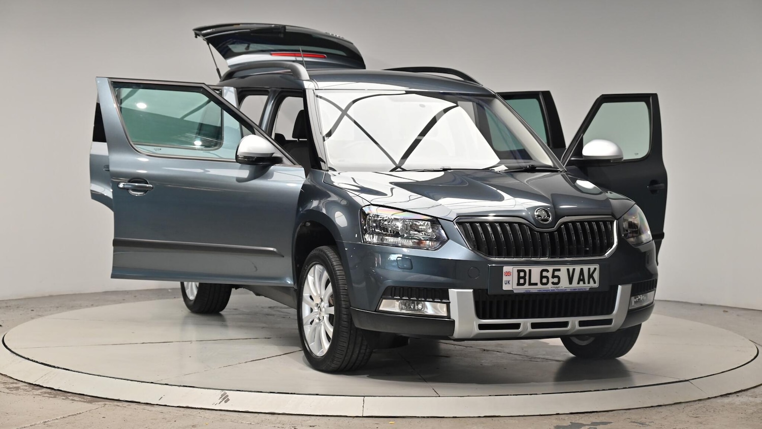 Used Skoda Yeti 2015 for sale - 76337640: Photo 45