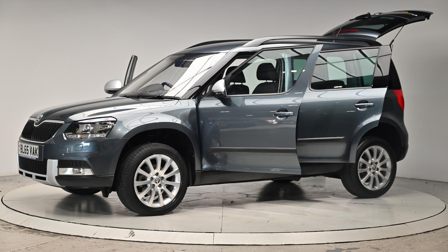 Used Skoda Yeti 2015 for sale - 76337640: Photo 53
