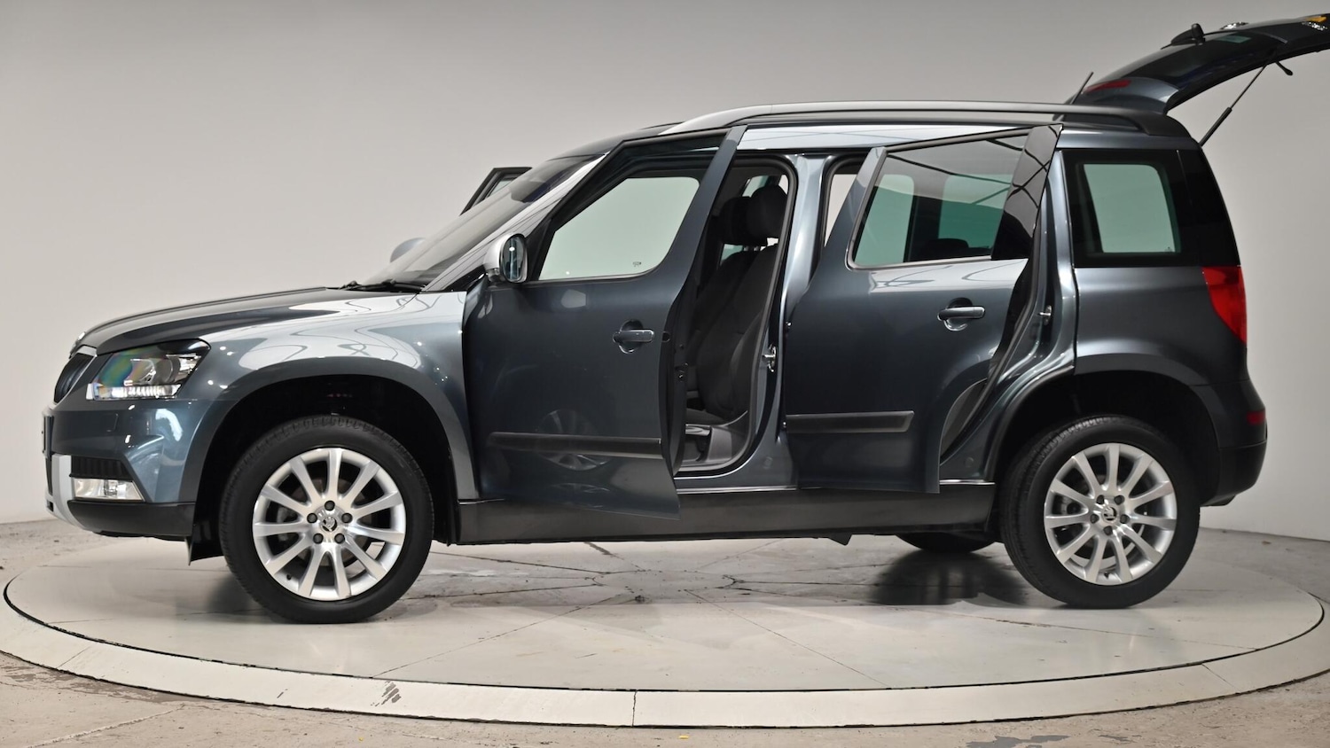 Used Skoda Yeti 2015 for sale - 76337640: Photo 55