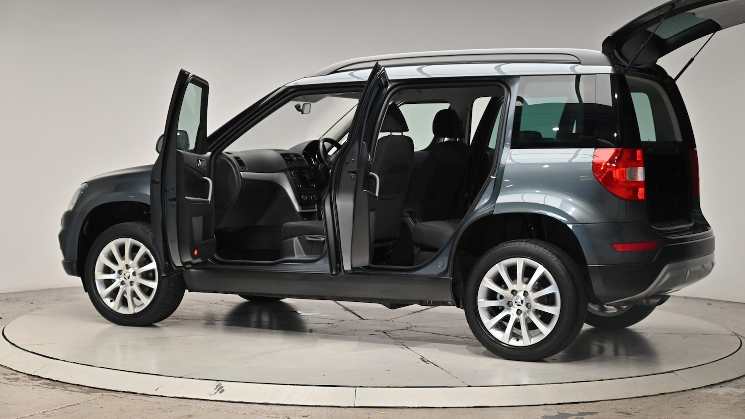 Used Skoda Yeti 2015 for sale - 76337640: Photo 59