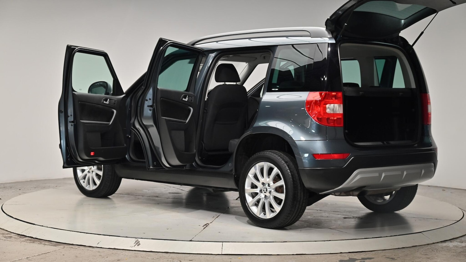 Used Skoda Yeti 2015 for sale - 76337640: Photo 61