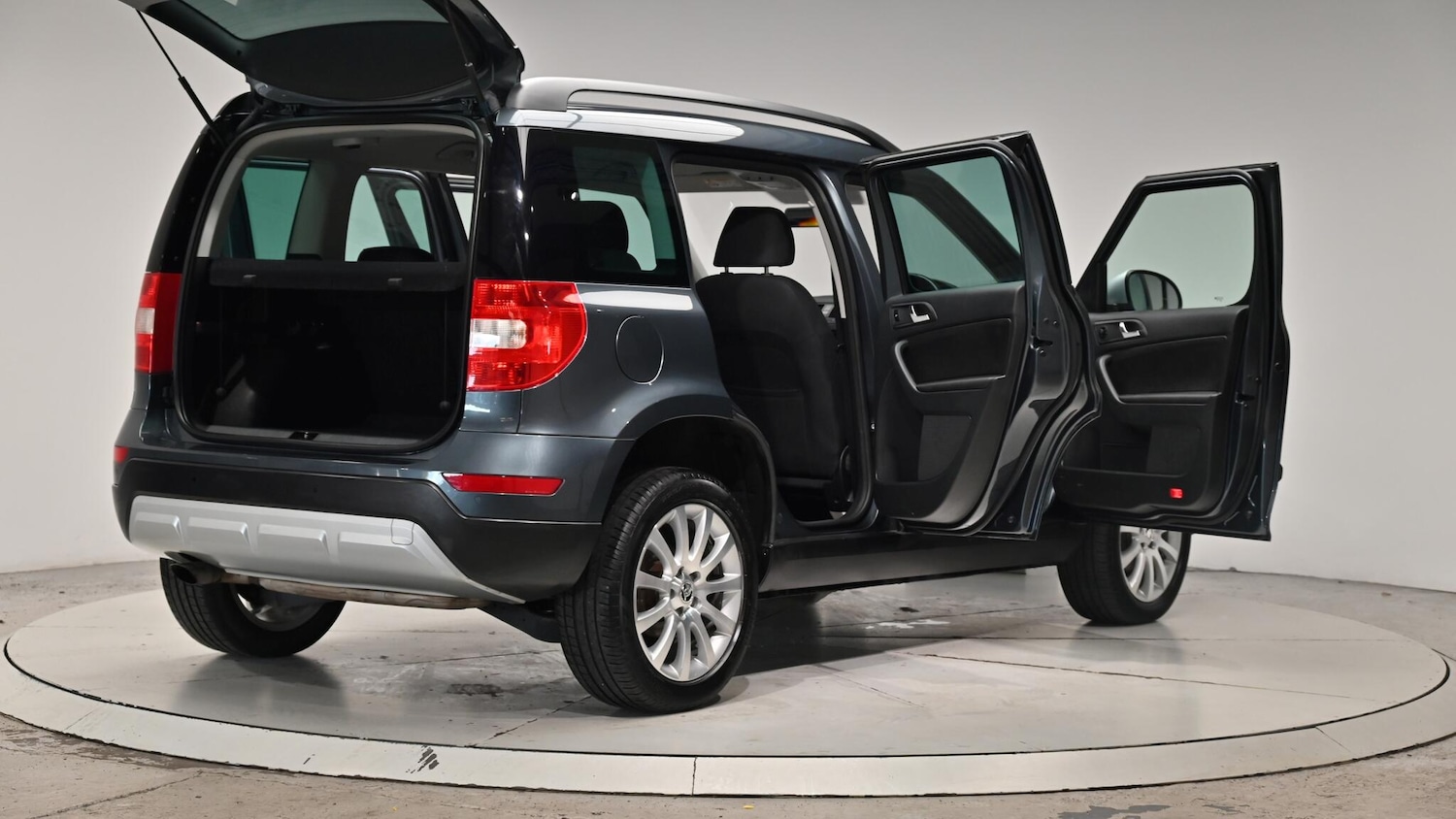 Used Skoda Yeti 2015 for sale - 76337640: Photo 69