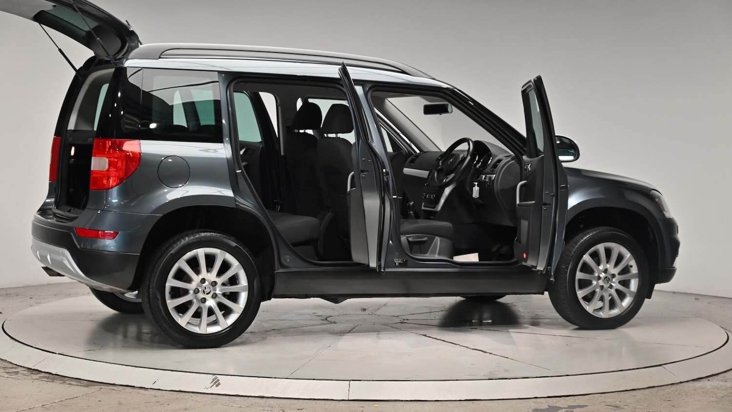Used Skoda Yeti 2015 for sale - 76337640: Photo 72