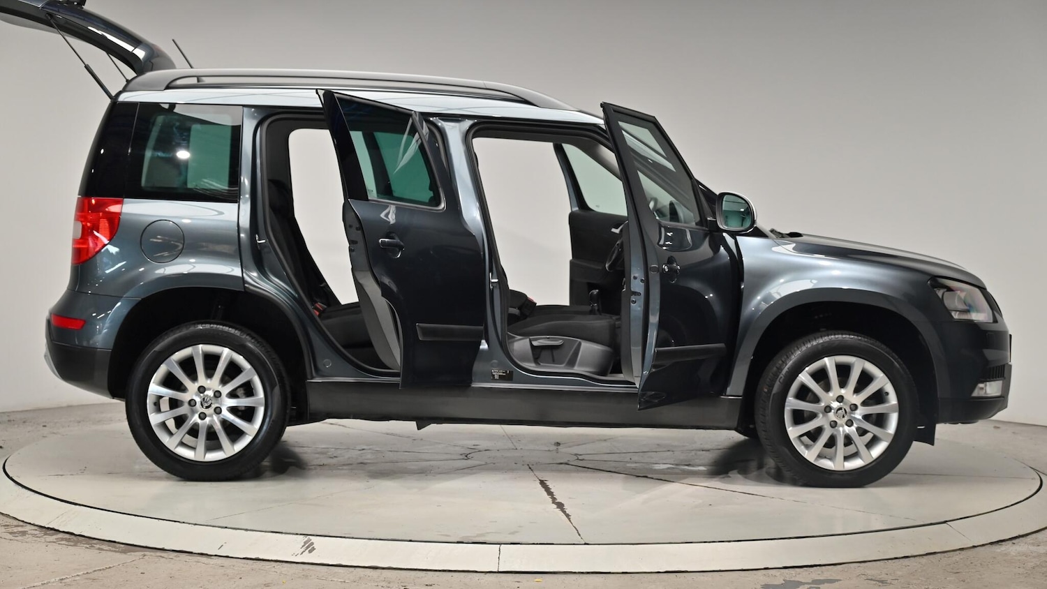 Used Skoda Yeti 2015 for sale - 76337640: Photo 74