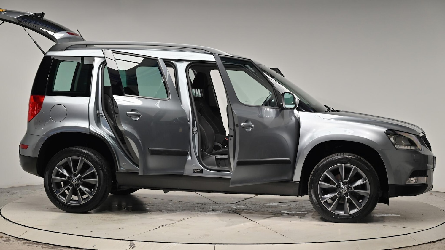 Used Skoda Yeti 2017 for sale - 76499909: Photo 75