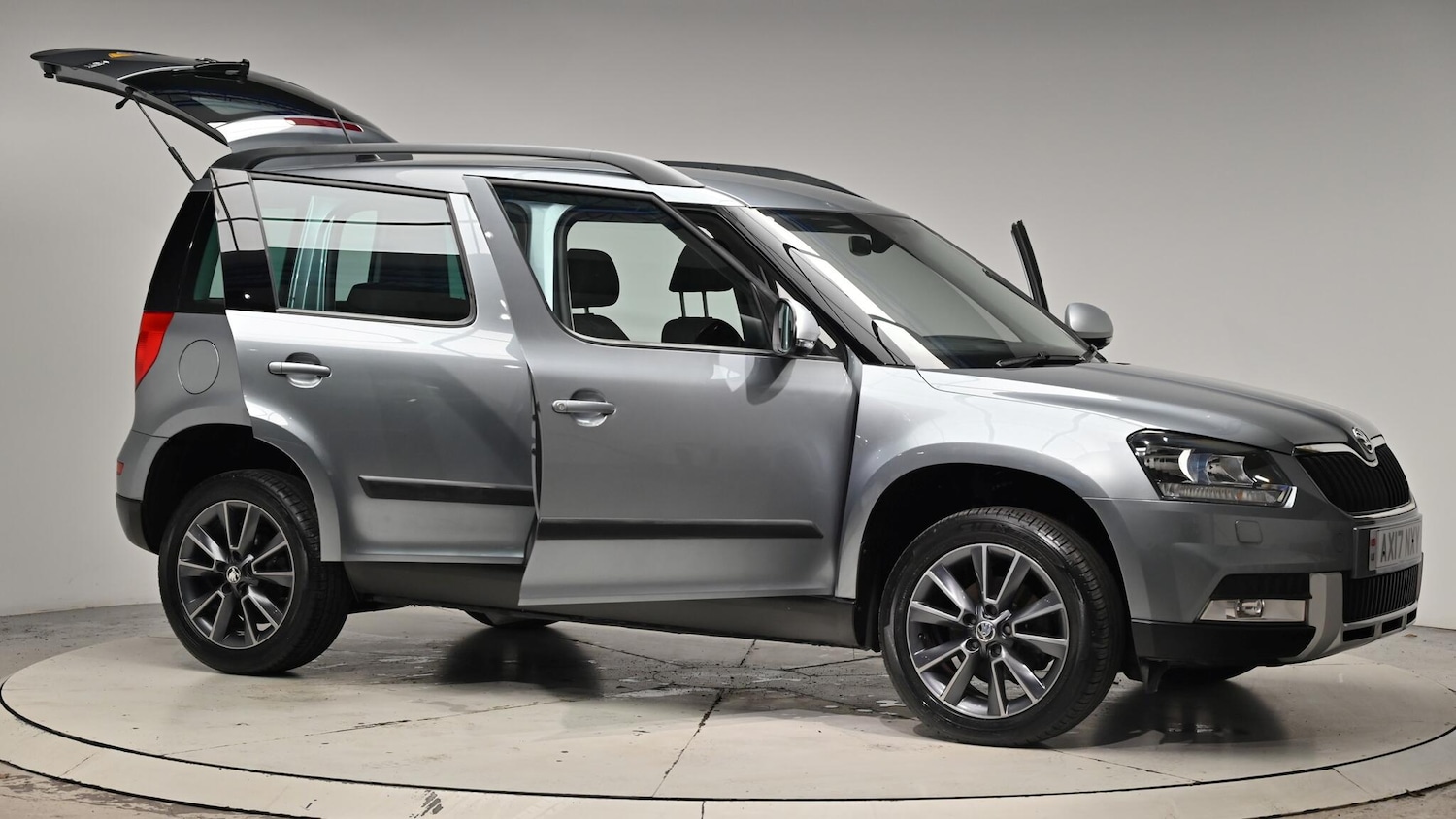 Used Skoda Yeti 2017 for sale - 76499909: Photo 77