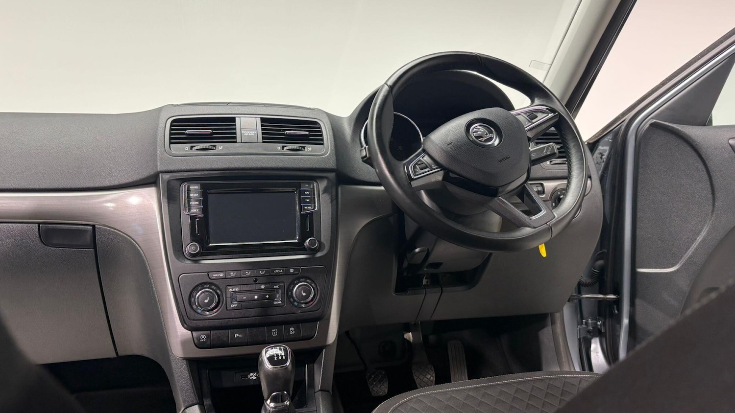 Used Skoda Yeti 2017 for sale - 76499909: Photo 88