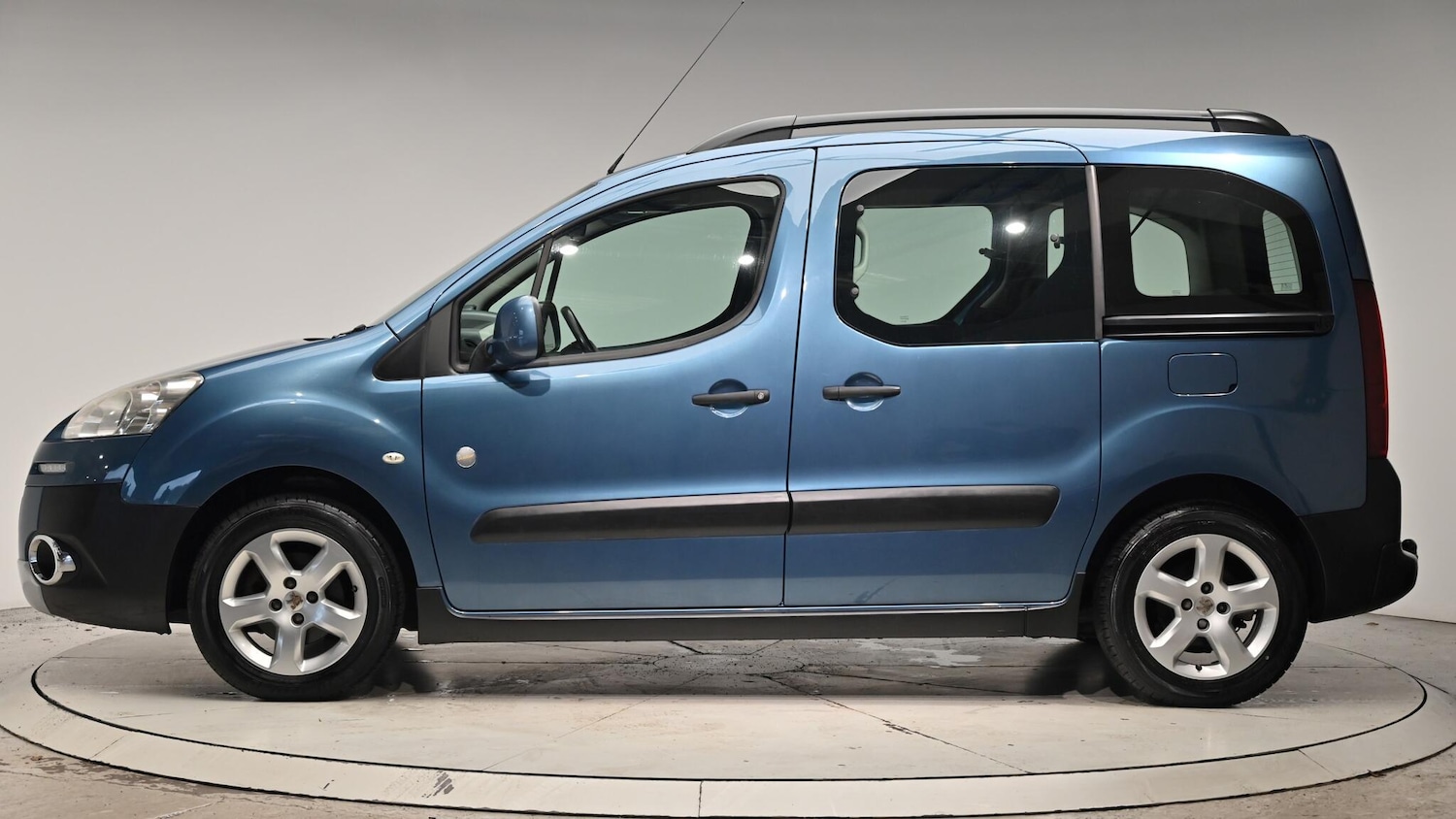 Used Peugeot Partner Tepee 2012 for sale - 76498726: Photo 20