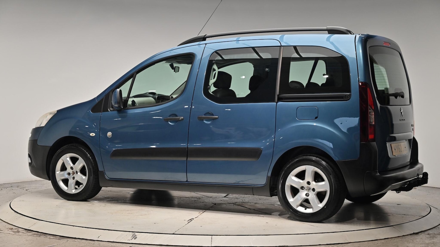 Used Peugeot Partner Tepee 2012 for sale - 76498726: Photo 23