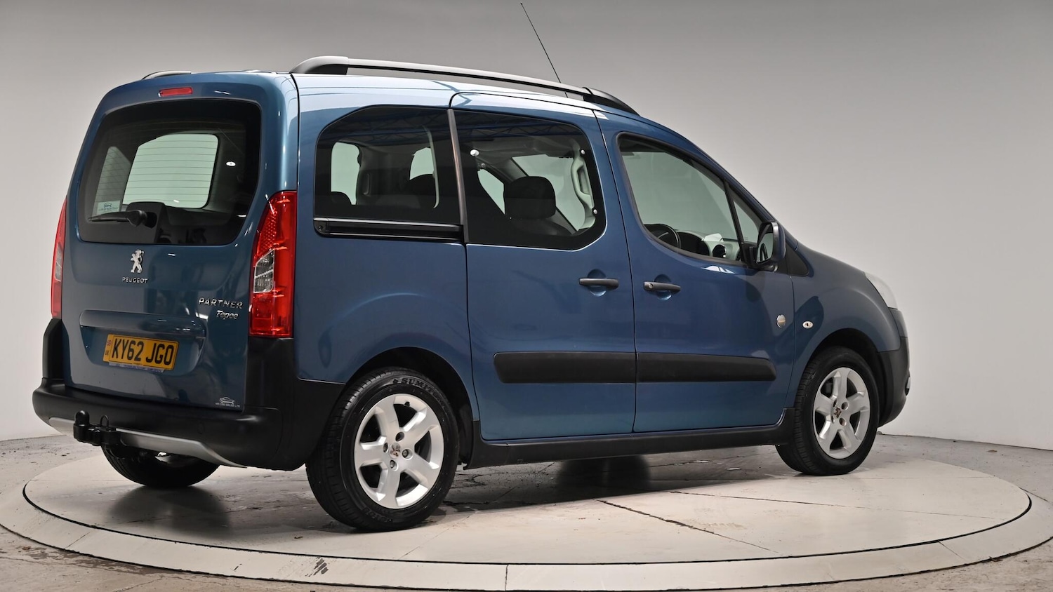 Used Peugeot Partner Tepee 2012 for sale - 76498726: Photo 34