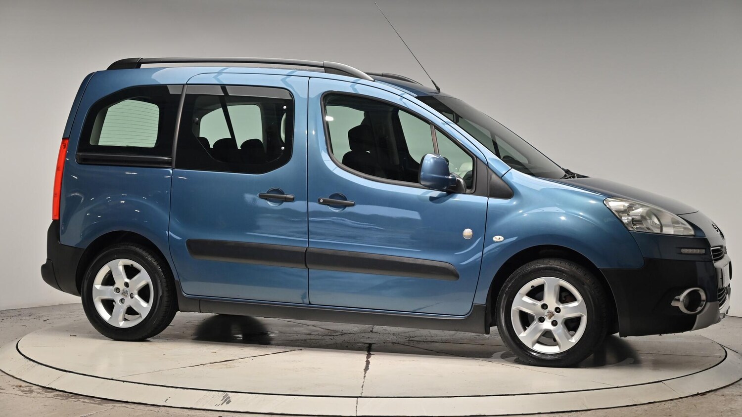 Used Peugeot Partner Tepee 2012 for sale - 76498726: Photo 40