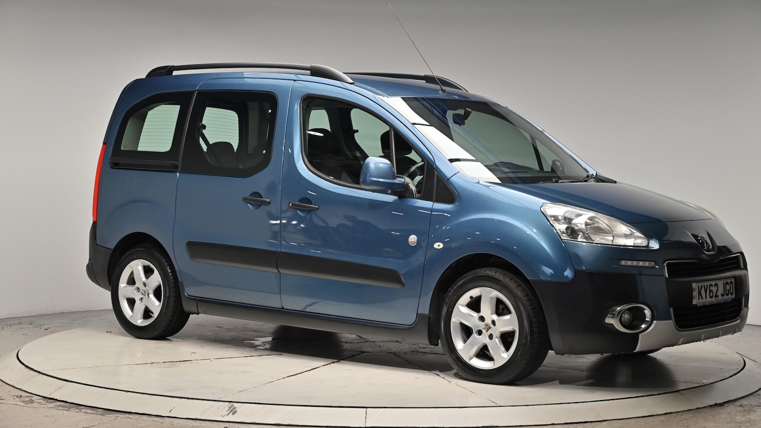 Used Peugeot Partner Tepee 2012 for sale - 76498726: Photo 42