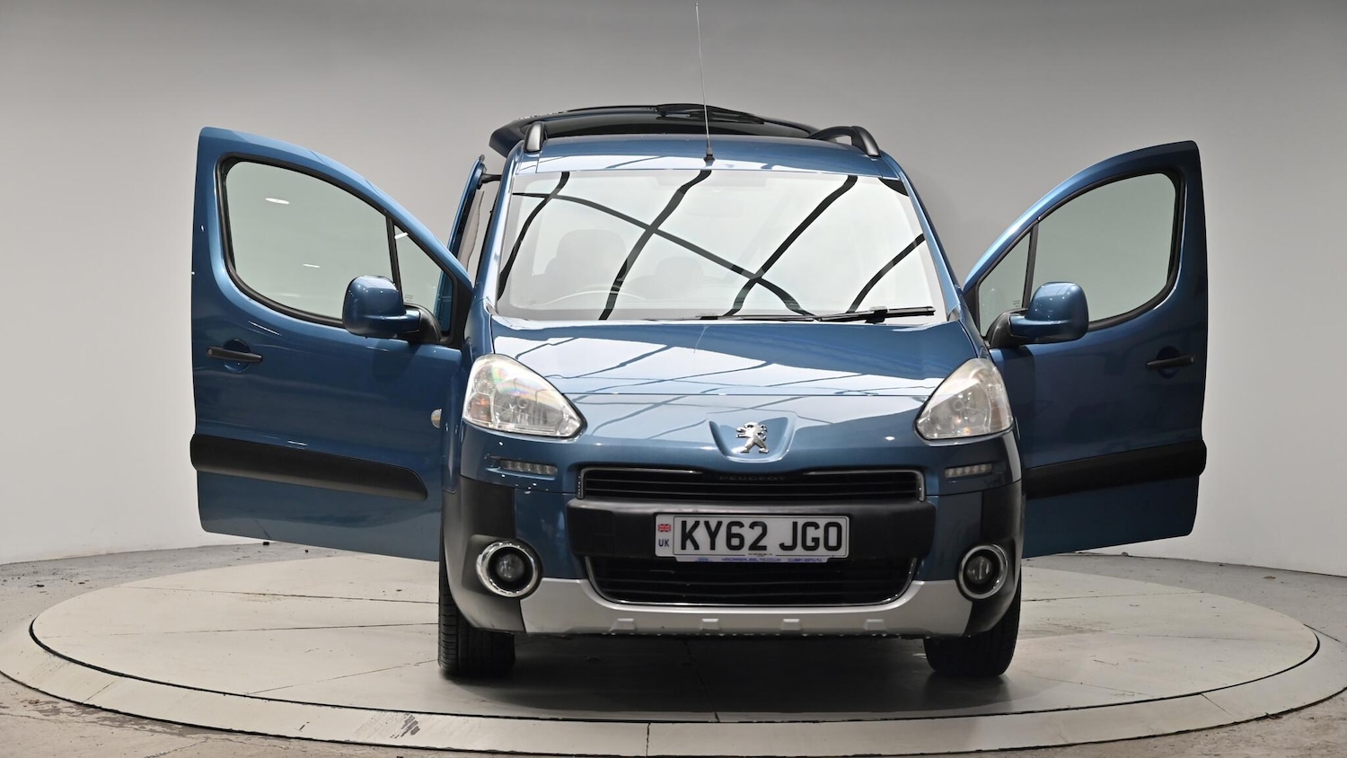 Used Peugeot Partner Tepee 2012 for sale - 76498726: Photo 47