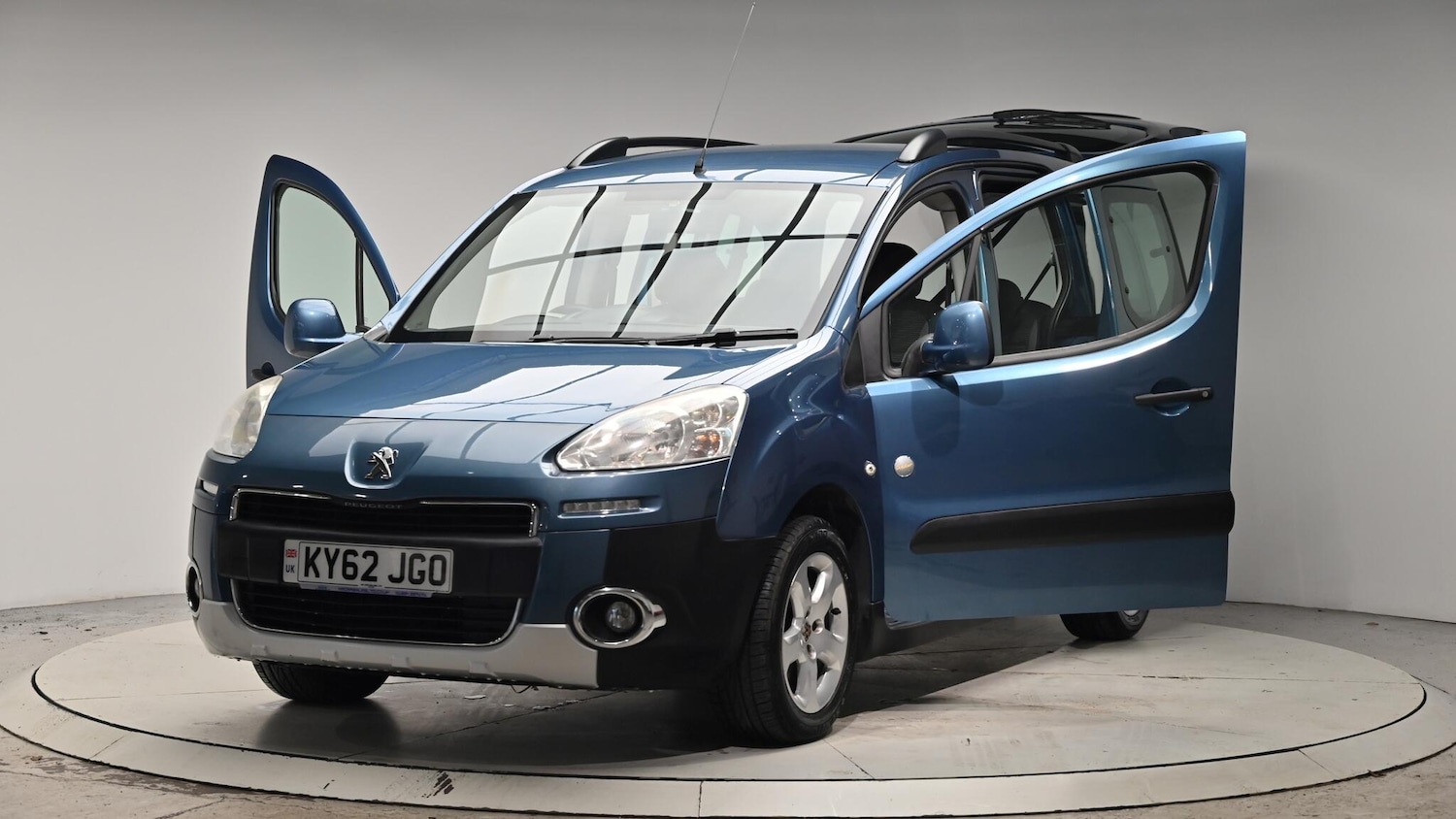 Used Peugeot Partner Tepee 2012 for sale - 76498726: Photo 50