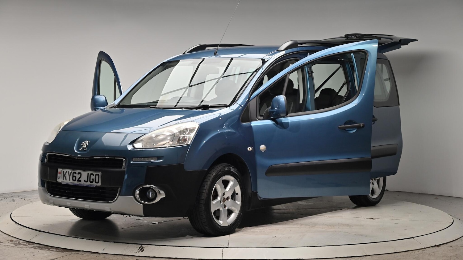 Used Peugeot Partner Tepee 2012 for sale - 76498726: Photo 51