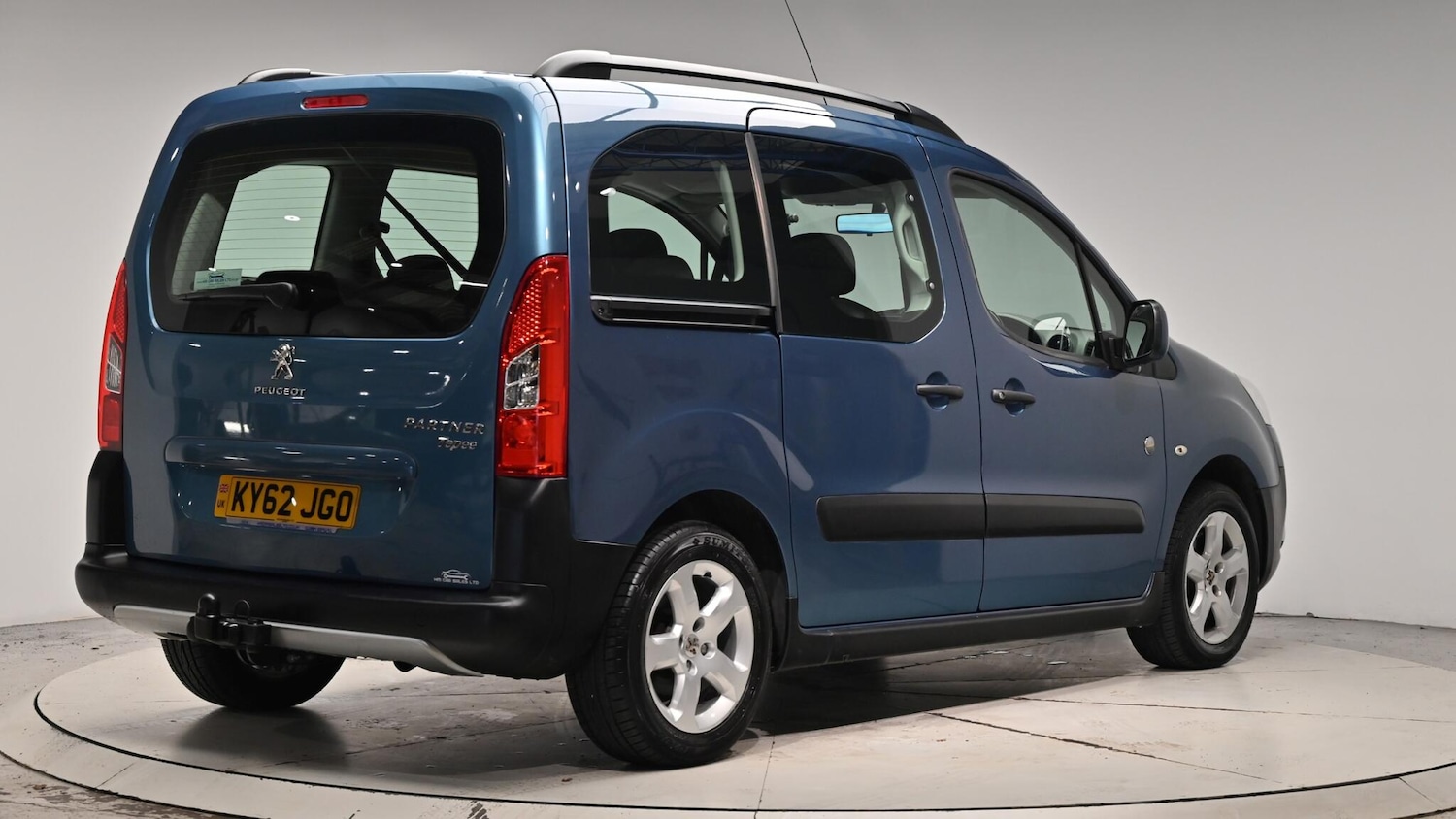 Used Peugeot Partner Tepee 2012 for sale - 76498726: Photo 6