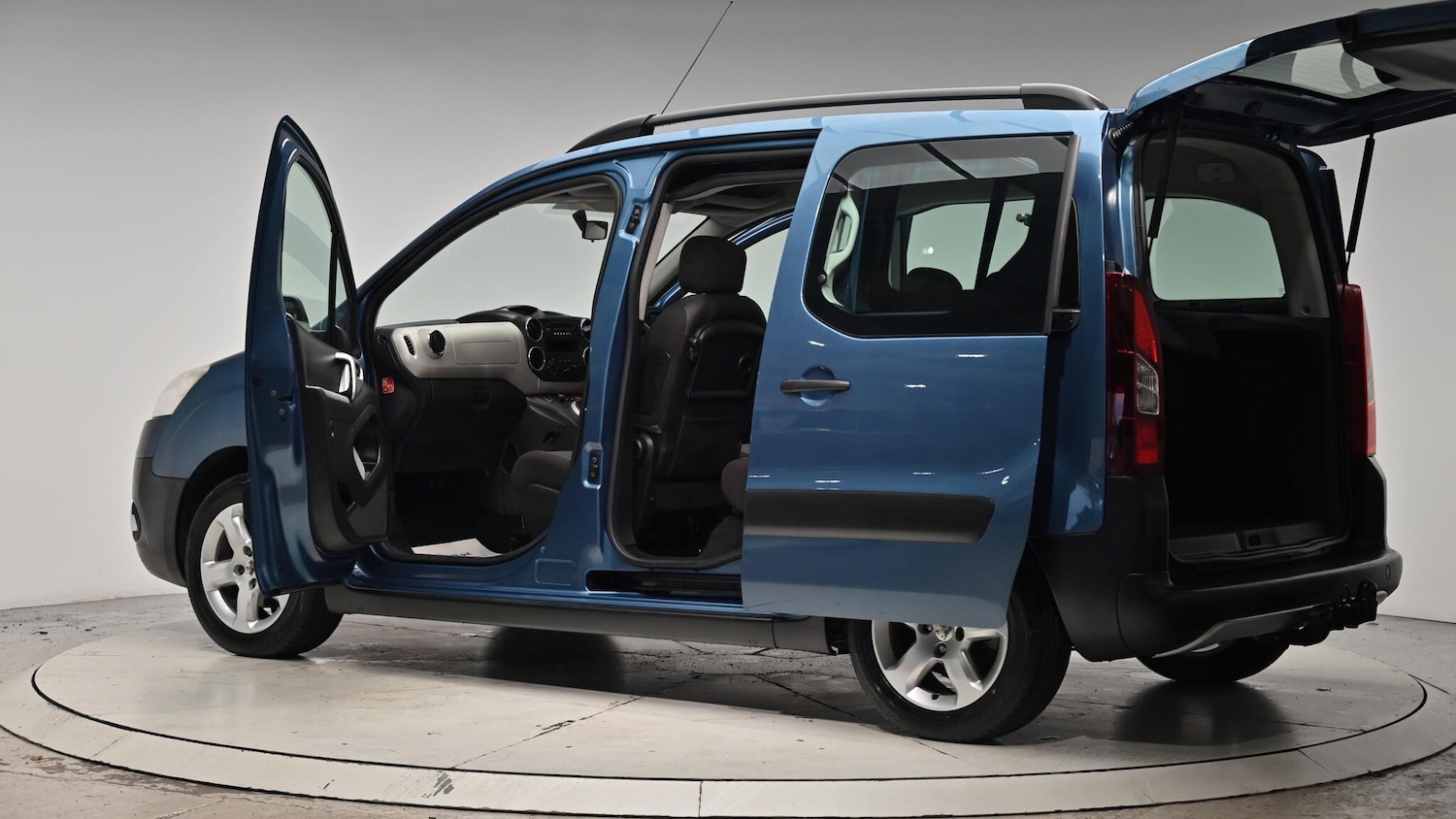 Used Peugeot Partner Tepee 2012 for sale - 76498726: Photo 60