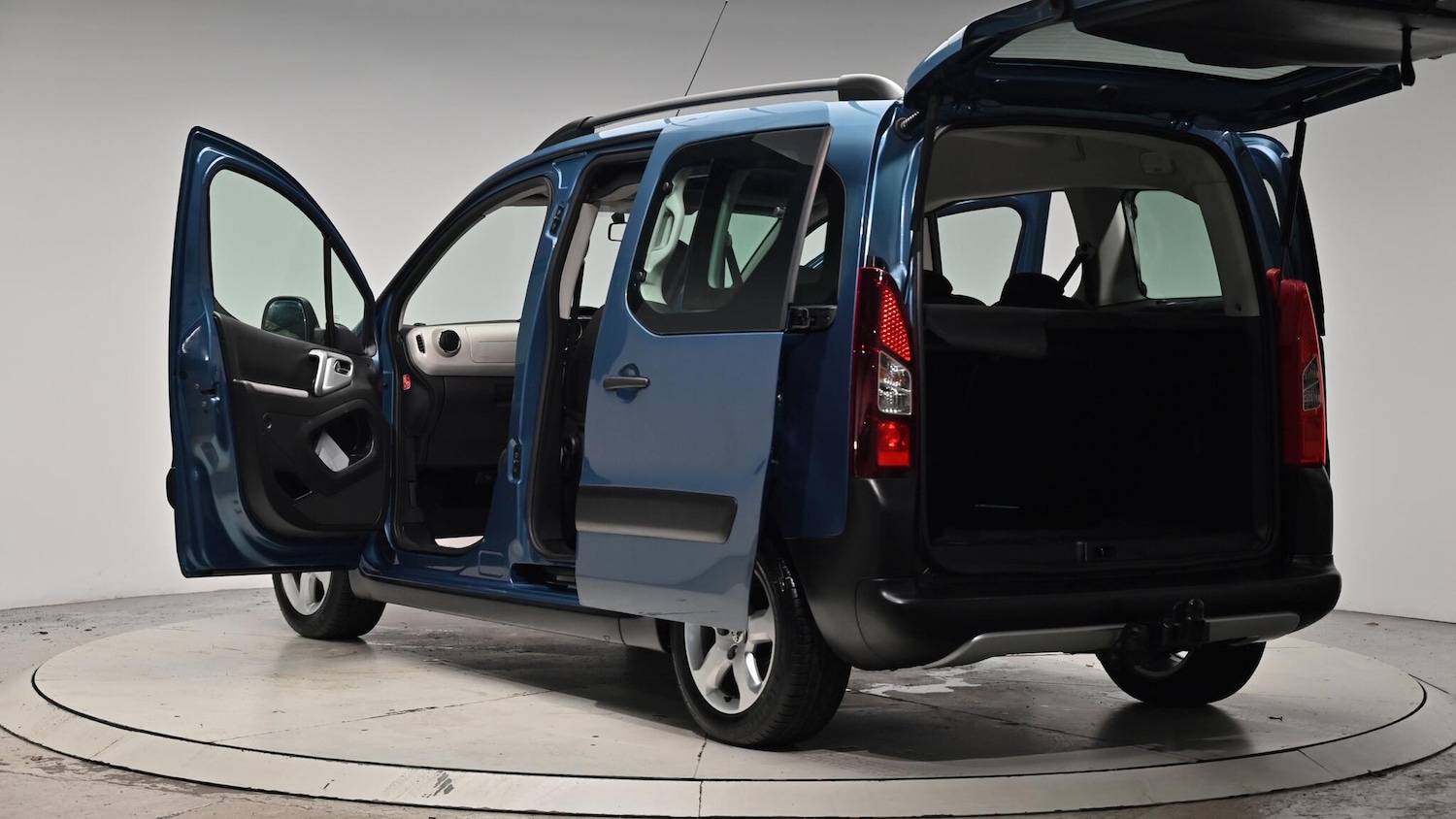 Used Peugeot Partner Tepee 2012 for sale - 76498726: Photo 62