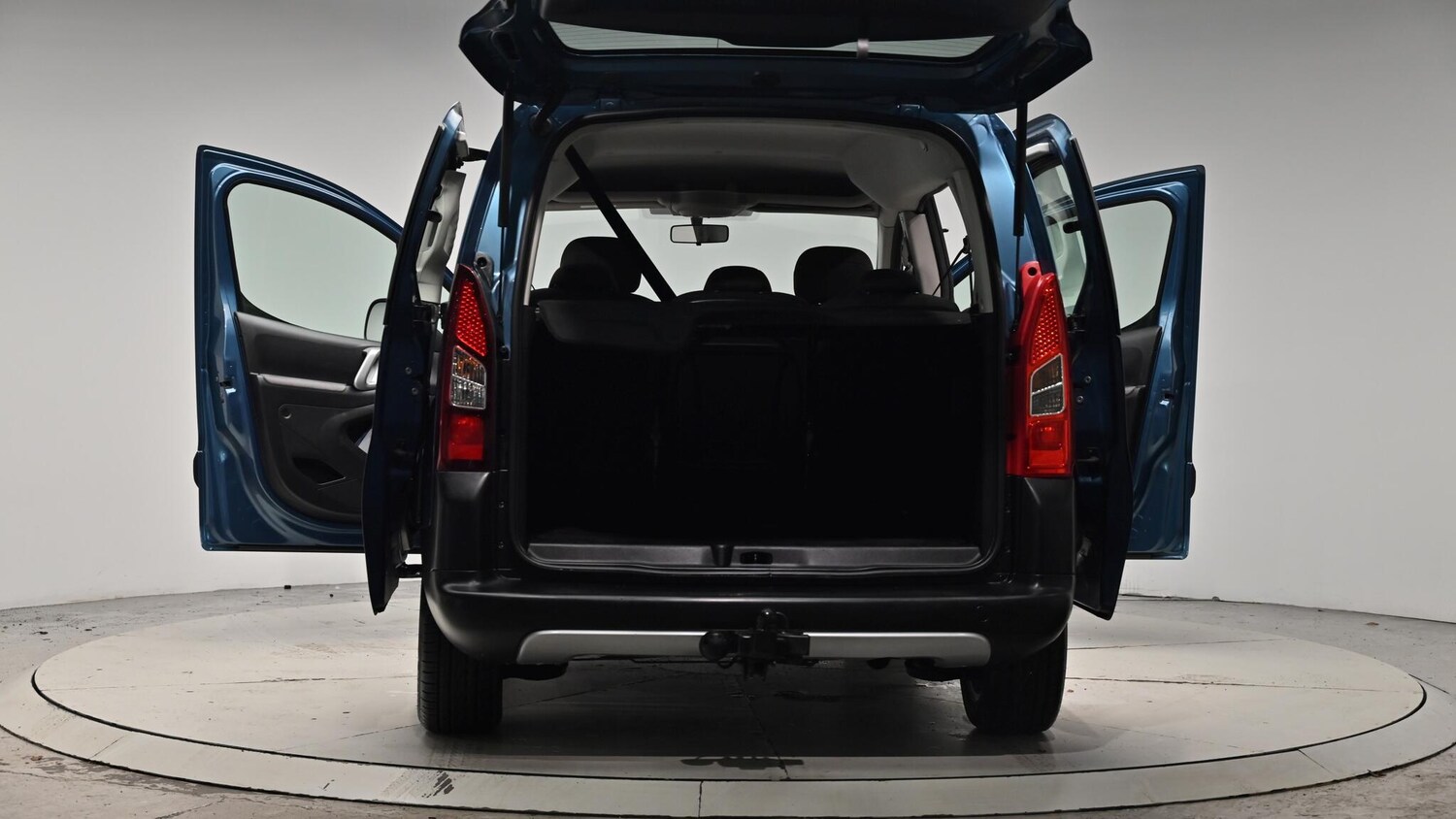 Used Peugeot Partner Tepee 2012 for sale - 76498726: Photo 65