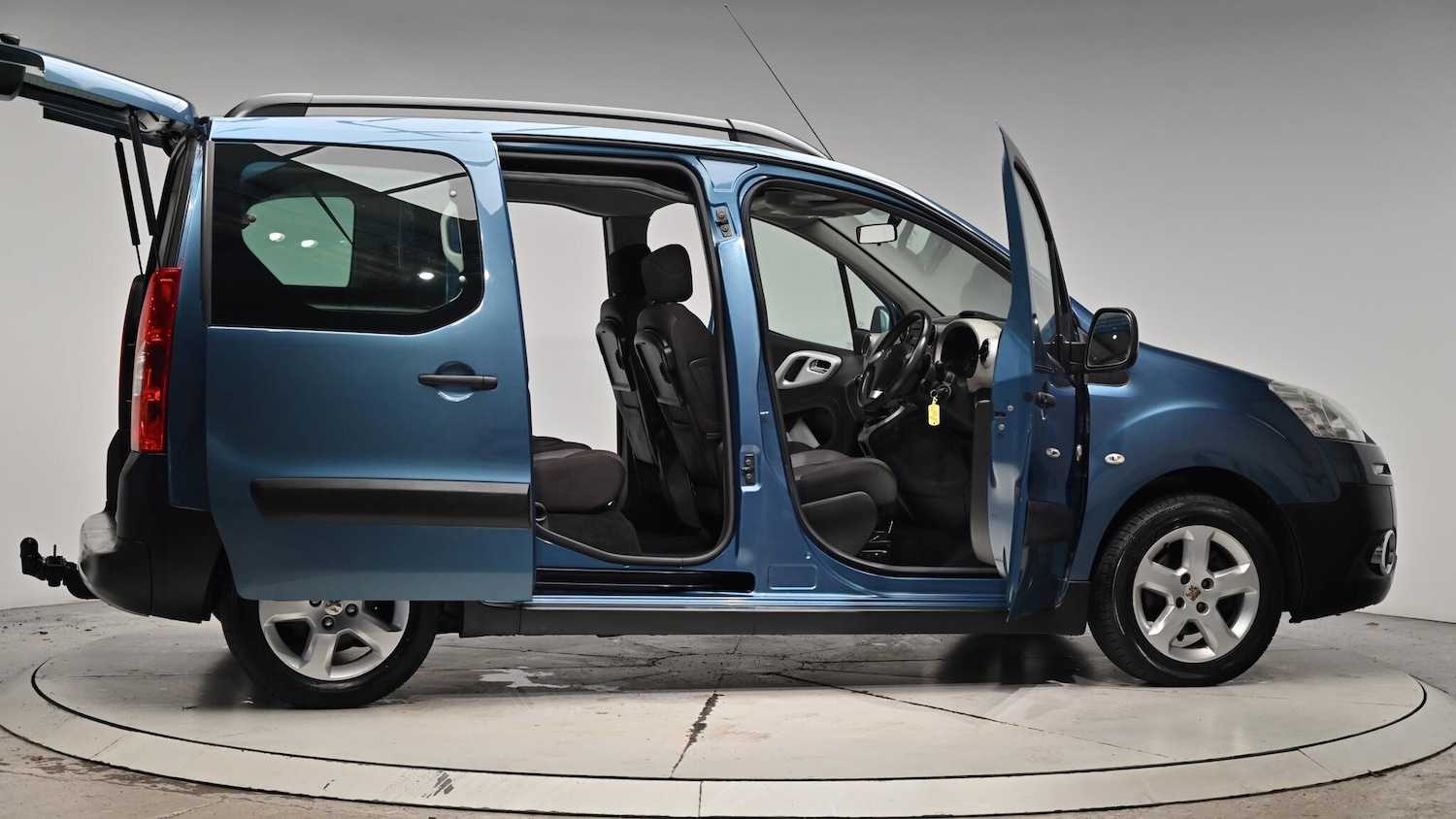 Used Peugeot Partner Tepee 2012 for sale - 76498726: Photo 73