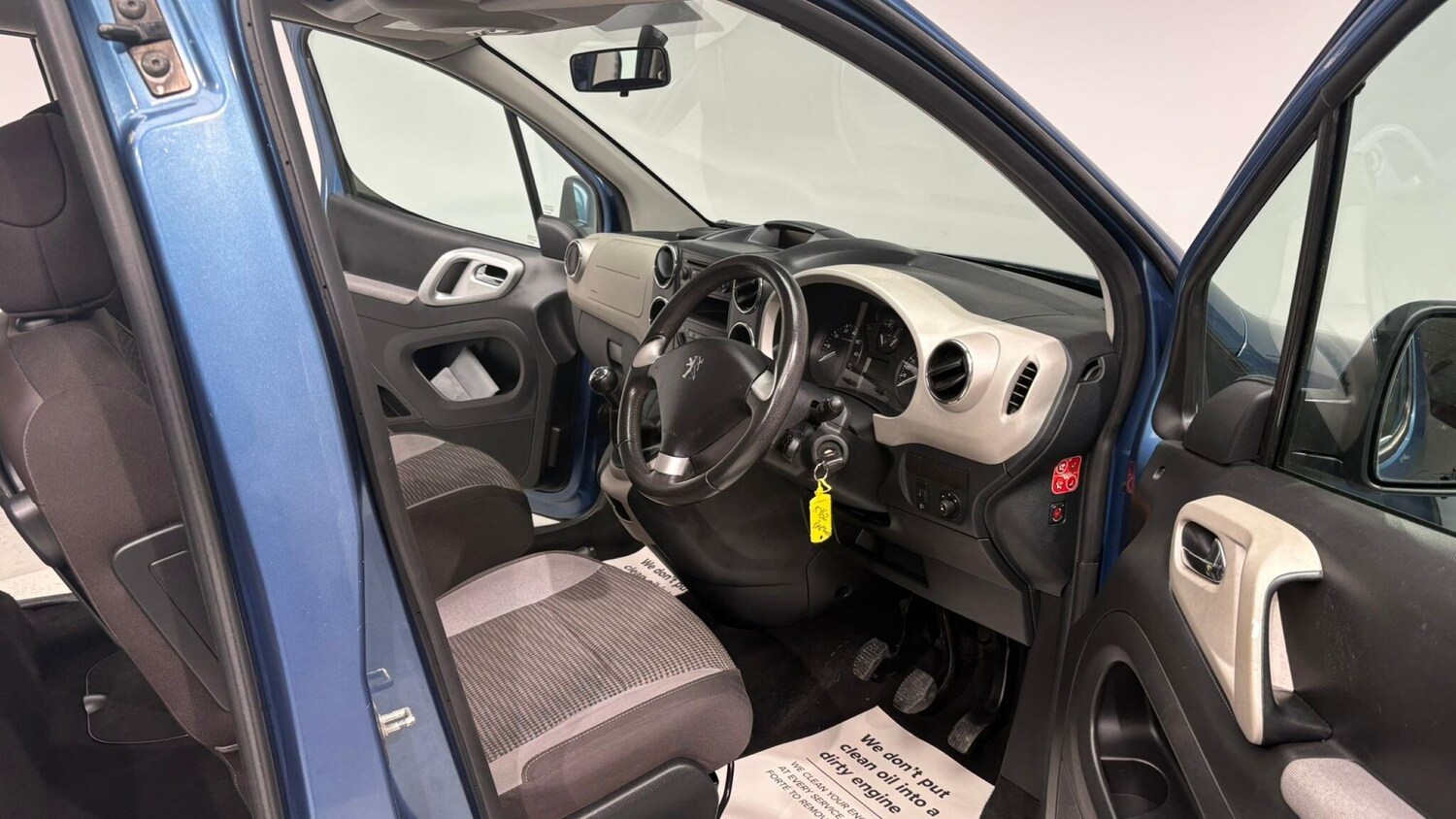 Used Peugeot Partner Tepee 2012 for sale - 76498726: Photo 79