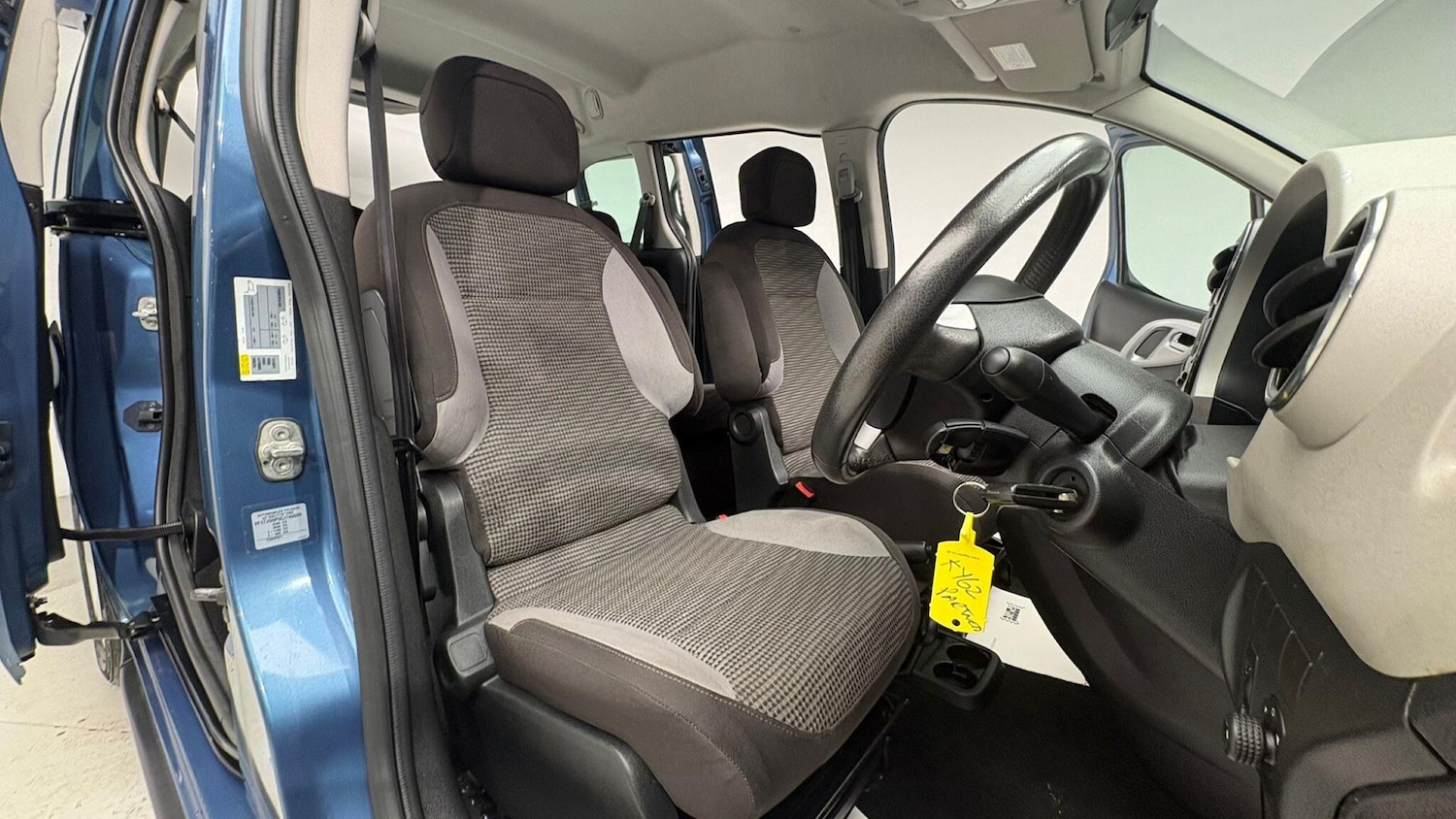 Used Peugeot Partner Tepee 2012 for sale - 76498726: Photo 83