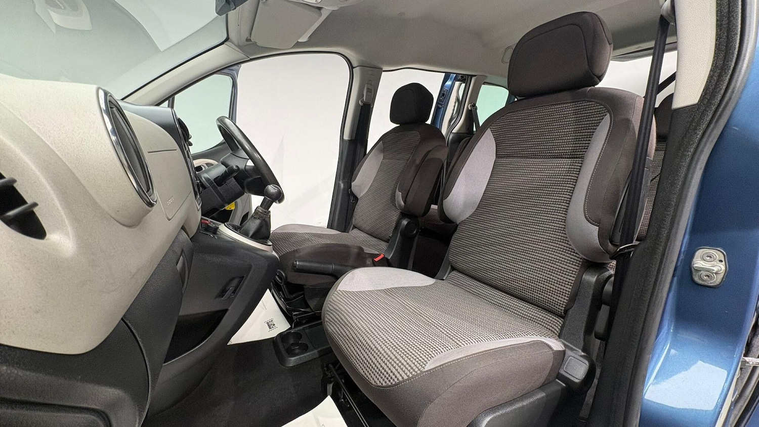 Used Peugeot Partner Tepee 2012 for sale - 76498726: Photo 84