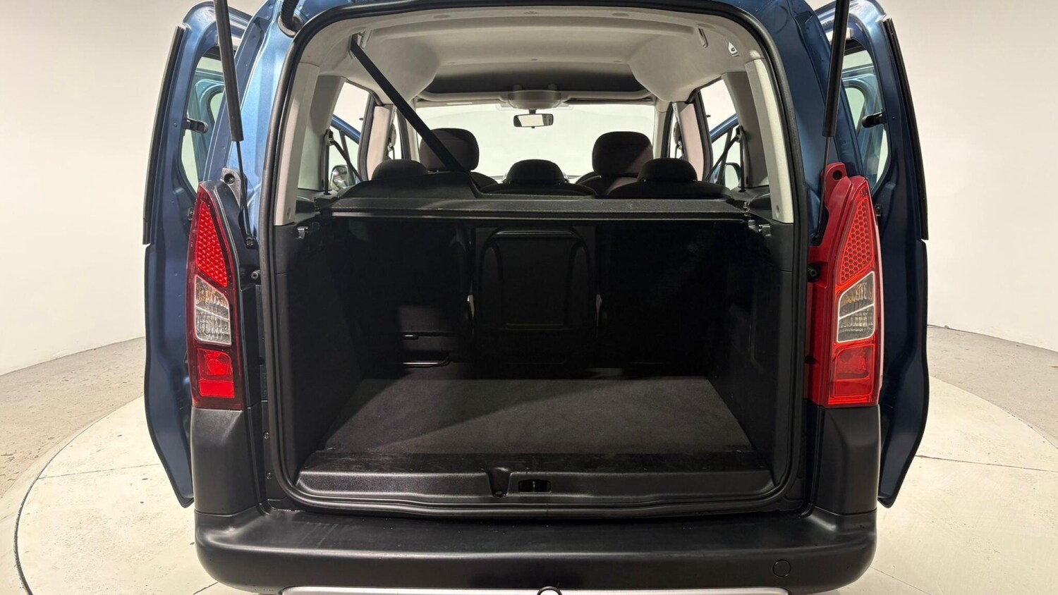 Used Peugeot Partner Tepee 2012 for sale - 76498726: Photo 88