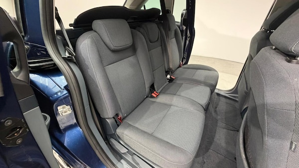 Used Ford Grand C-Max 2011 for sale - 76239480: Photo 85
