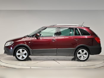 Used Skoda Fabia 2013 for sale - 75808736: Photo