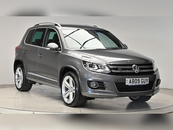 Volkswagen - Tiguan