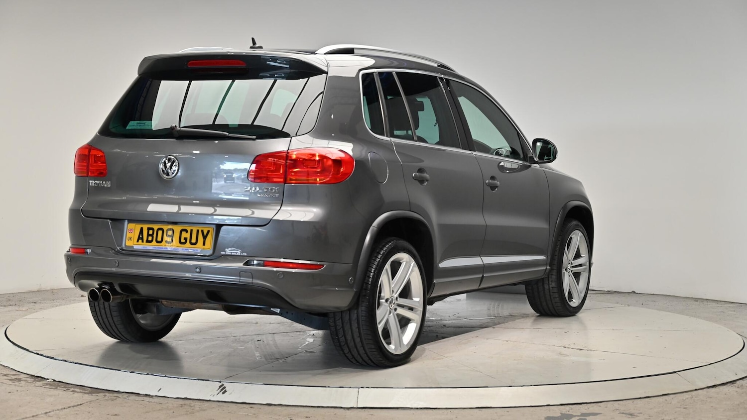 Used Volkswagen Tiguan 2014 for sale - 76607133: Photo 32