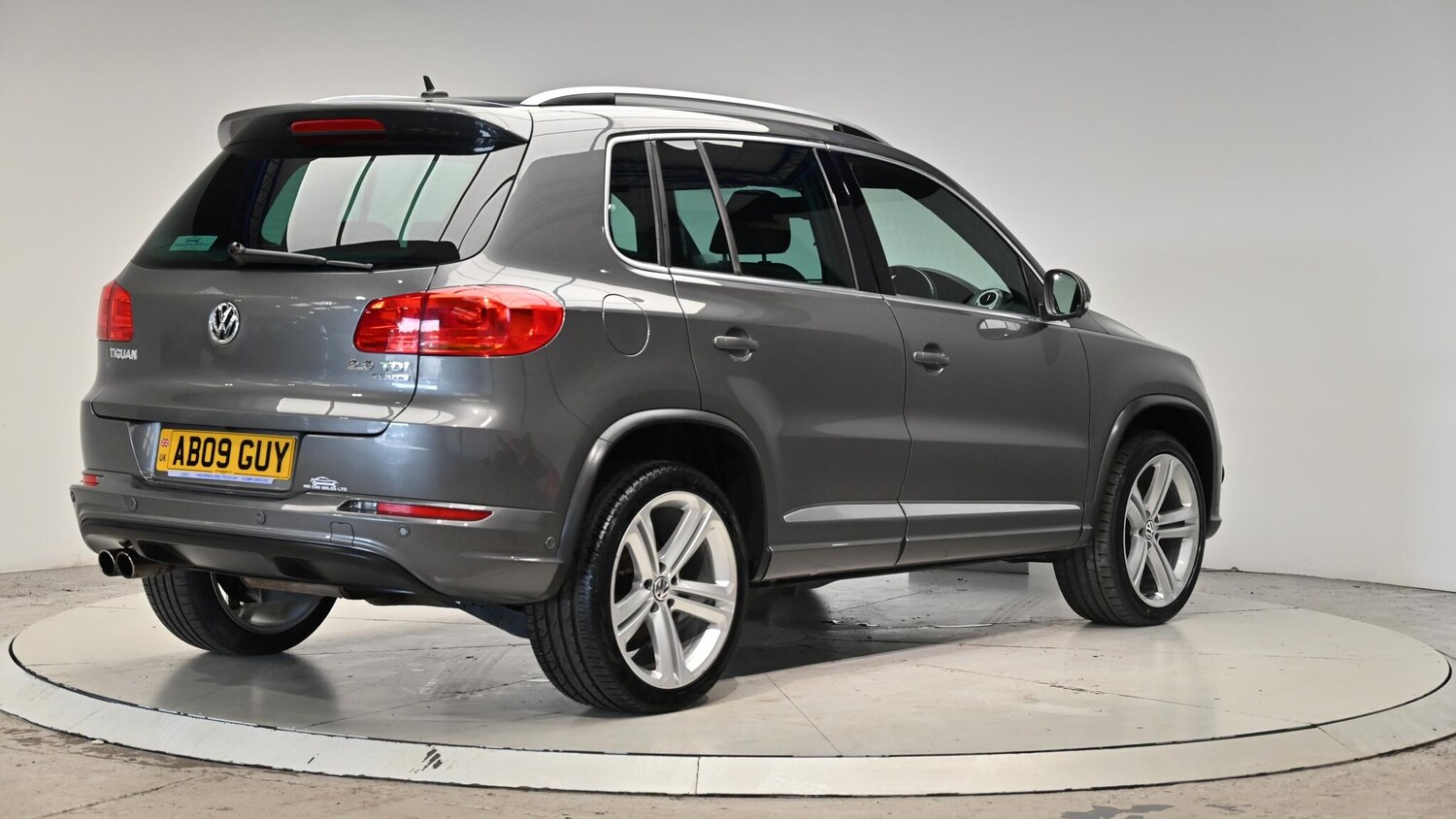 Used Volkswagen Tiguan 2014 for sale - 76607133: Photo 33