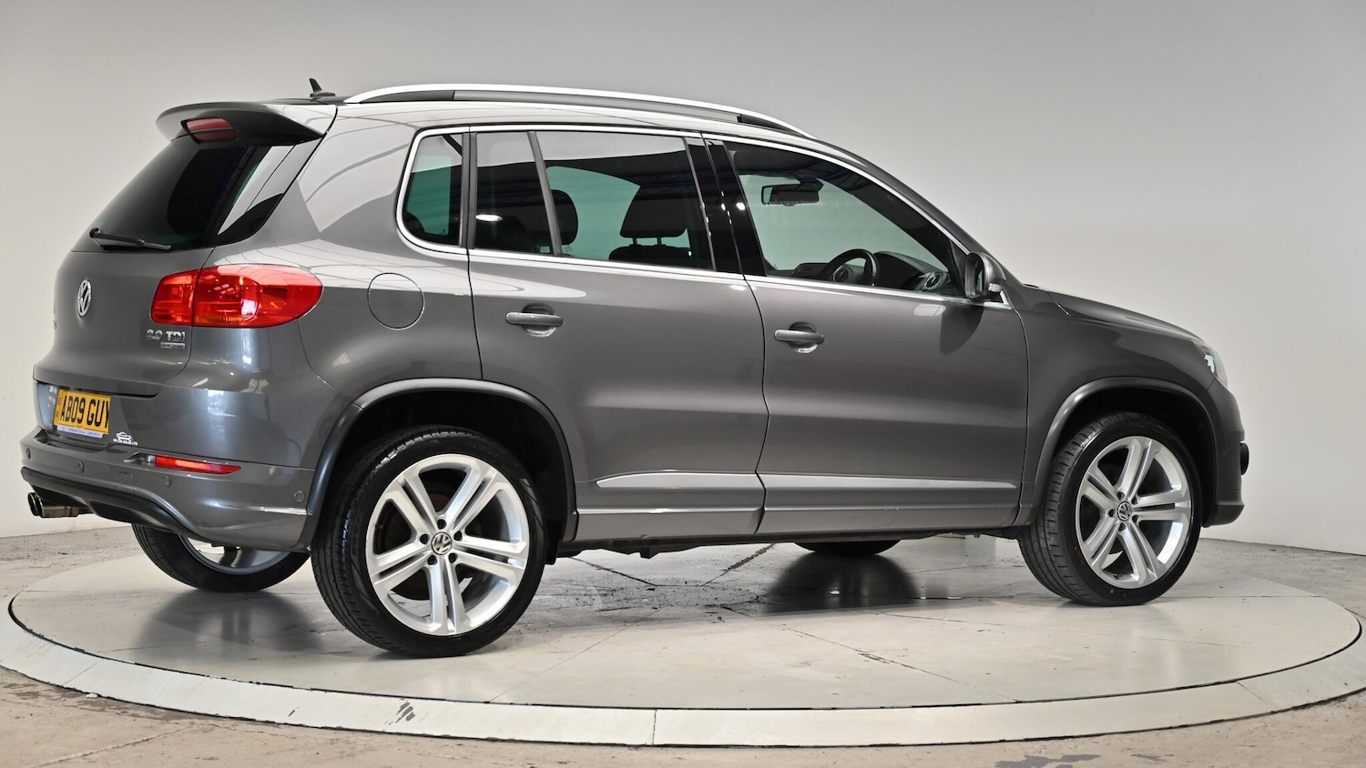 Used Volkswagen Tiguan 2014 for sale - 76607133: Photo 35