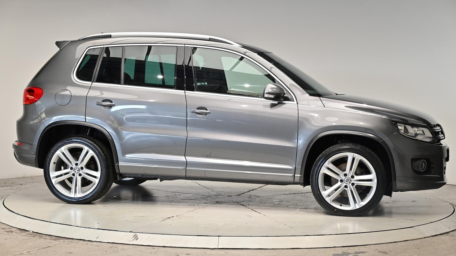 Used Volkswagen Tiguan 2014 for sale - 76607133: Photo 39
