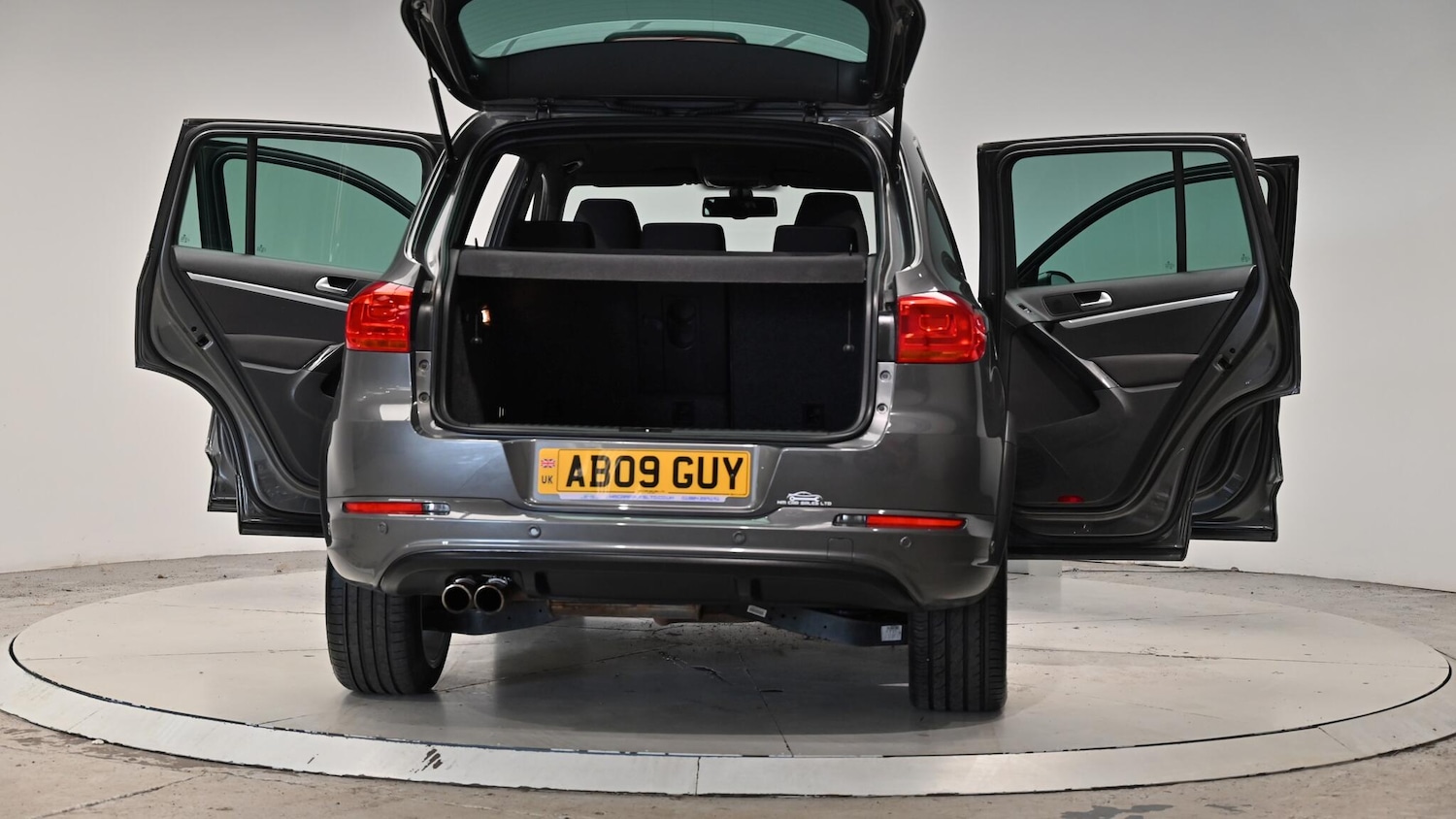 Used Volkswagen Tiguan 2014 for sale - 76607133: Photo 66