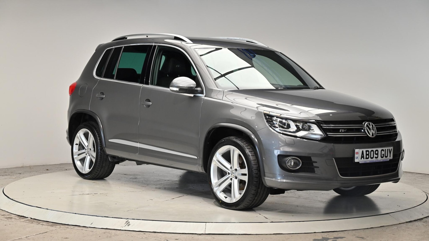 Used Volkswagen Tiguan 2014 for sale - 76607133: Photo 7