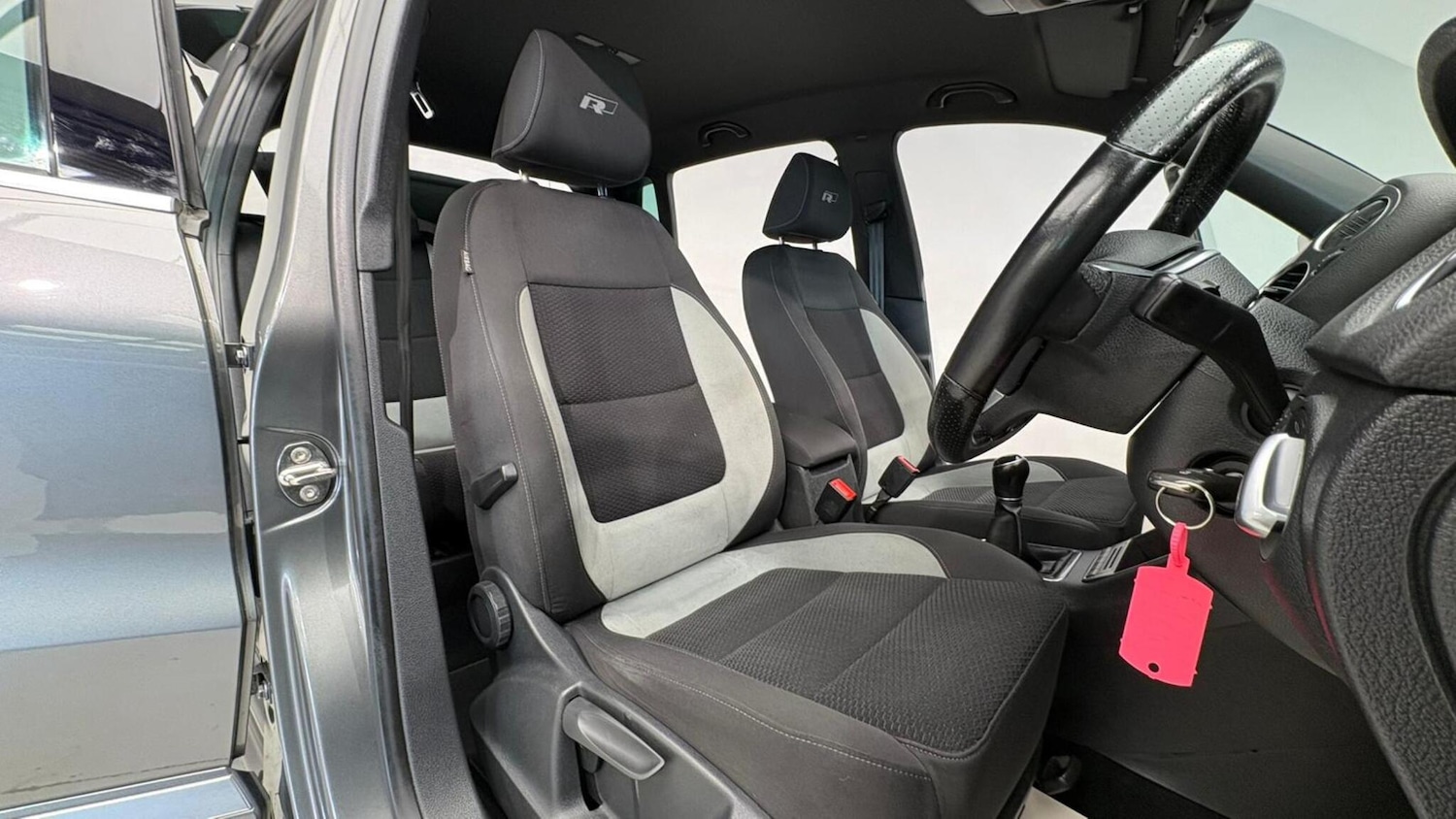 Used Volkswagen Tiguan 2014 for sale - 76607133: Photo 84