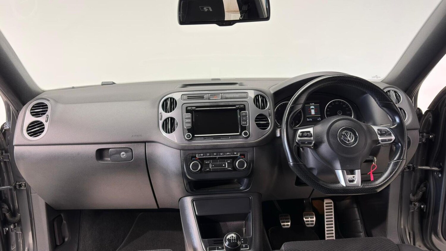 Used Volkswagen Tiguan 2014 for sale - 76607133: Photo 88