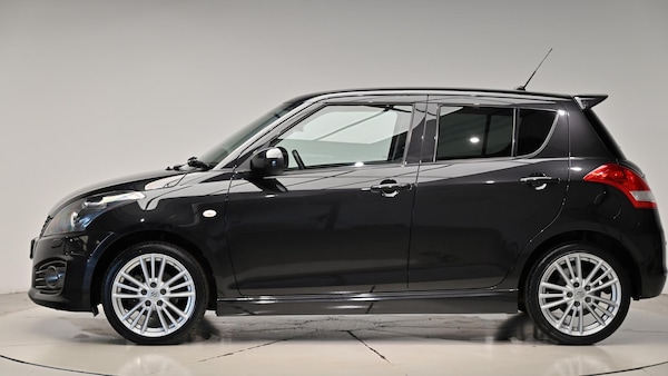 Used Suzuki Swift 2016 for sale - 74667246: Photo 3