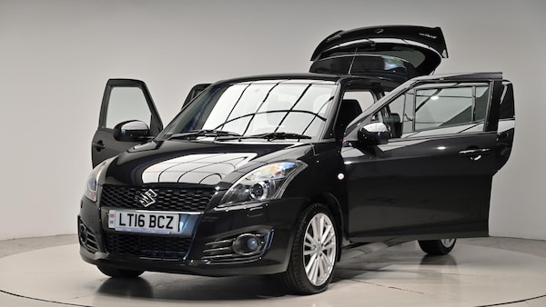 Used Suzuki Swift 2016 for sale - 74667246: Photo 50